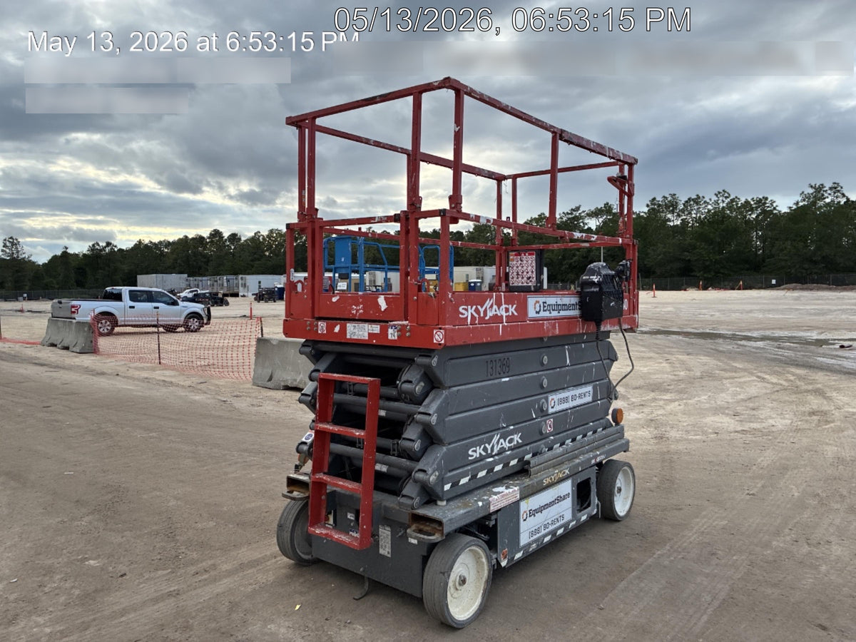 2021 SKYJACK SJ4740