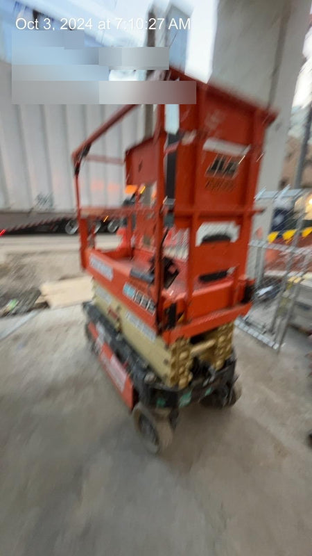 2022 JLG ES1932