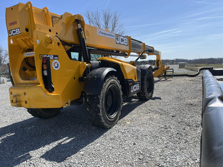 2022 JCB 512-56