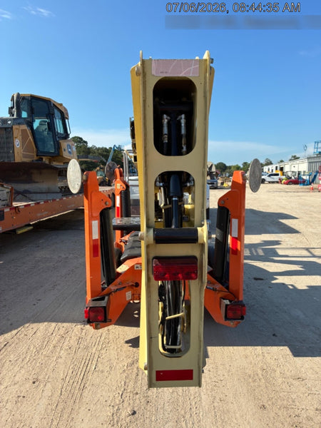 2022 JLG T350
