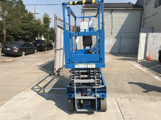 2020 Genie GS-1930 Solid Non Marking Tires, Beacon, Folding rails with half height swing gate, 800W Inverter