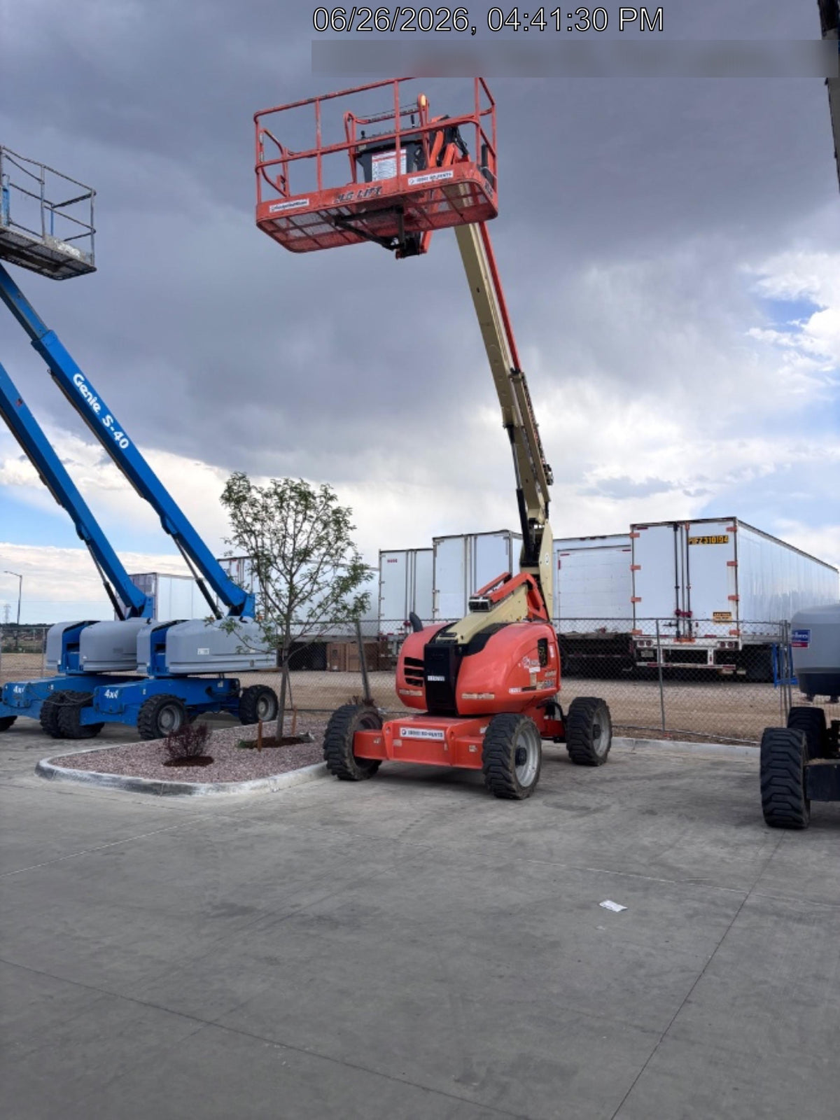 2021 JLG 600AJ