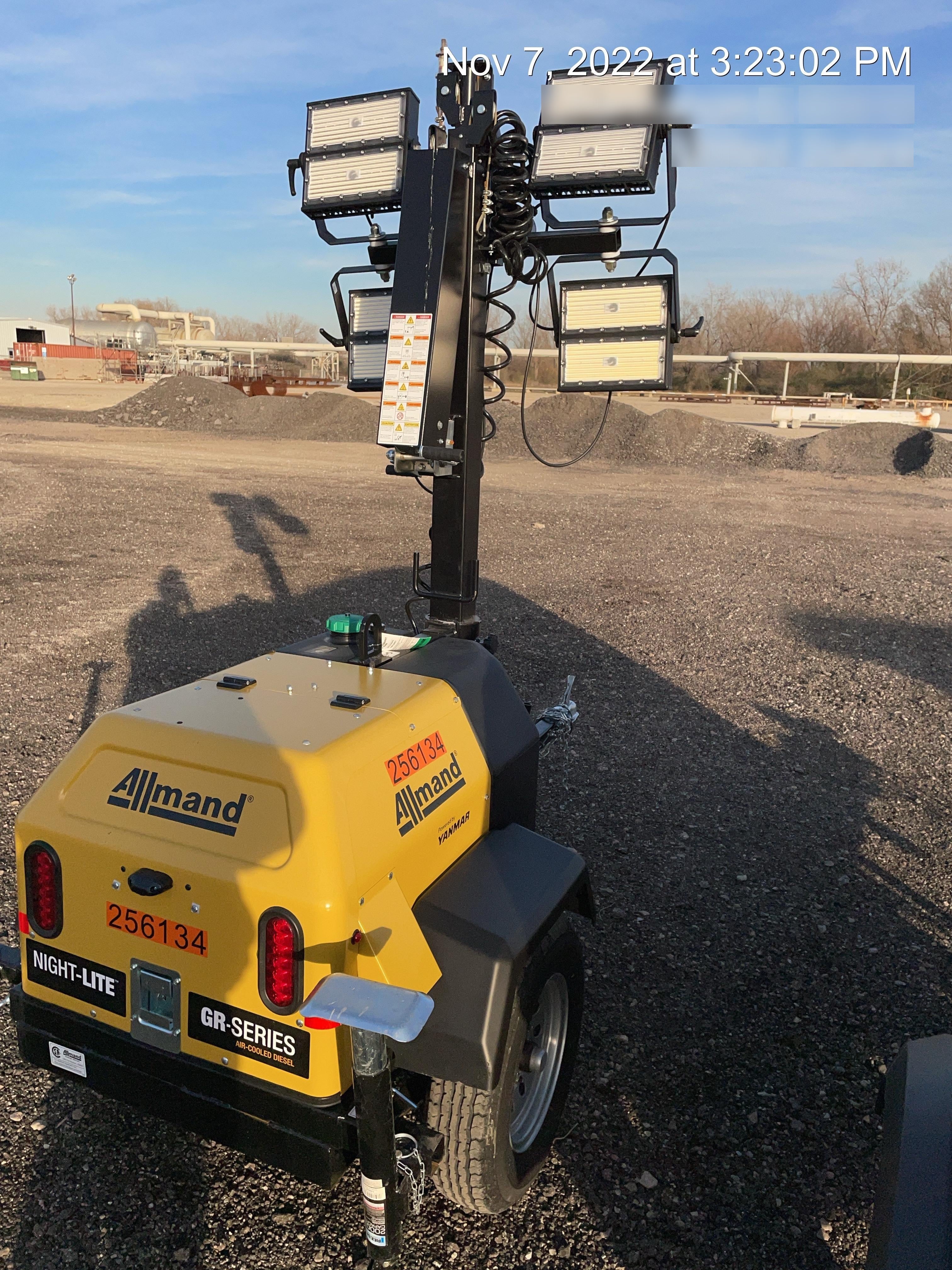 2022 Allmand NLV3GR (4) LED Light Fixture 350W, 23' Vertical Mast, 3kW Prime, Towable, ES Decals, T3