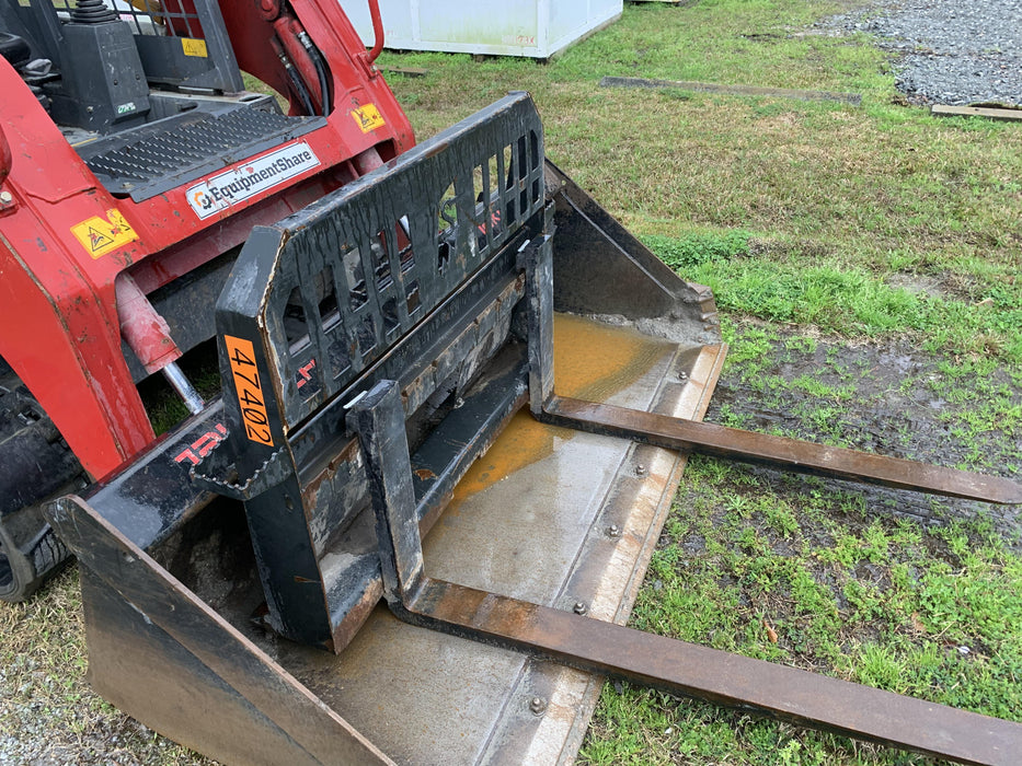 2019 ARROW MATERIAL HANDLING 60" Pallet Forks - Arrow