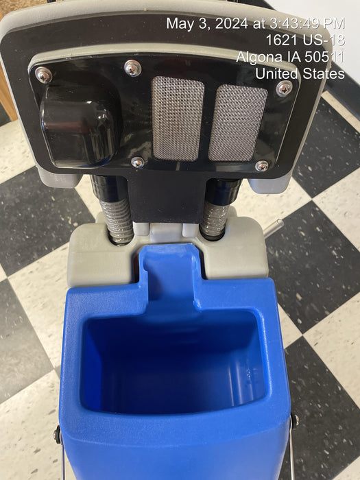 2023 SANICLEAN 96707