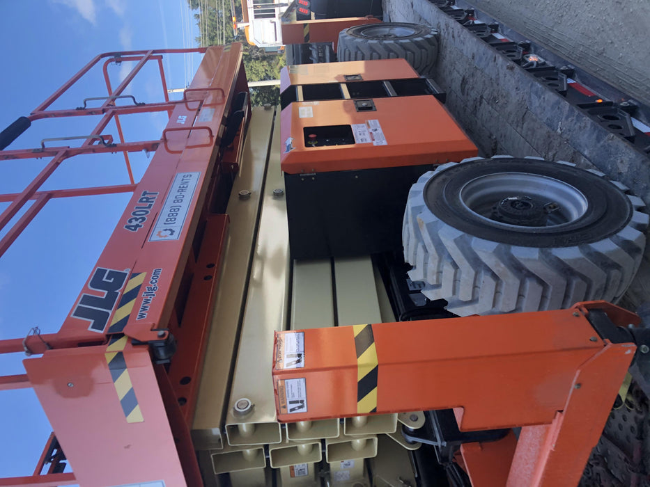 2020 JLG 430LRT