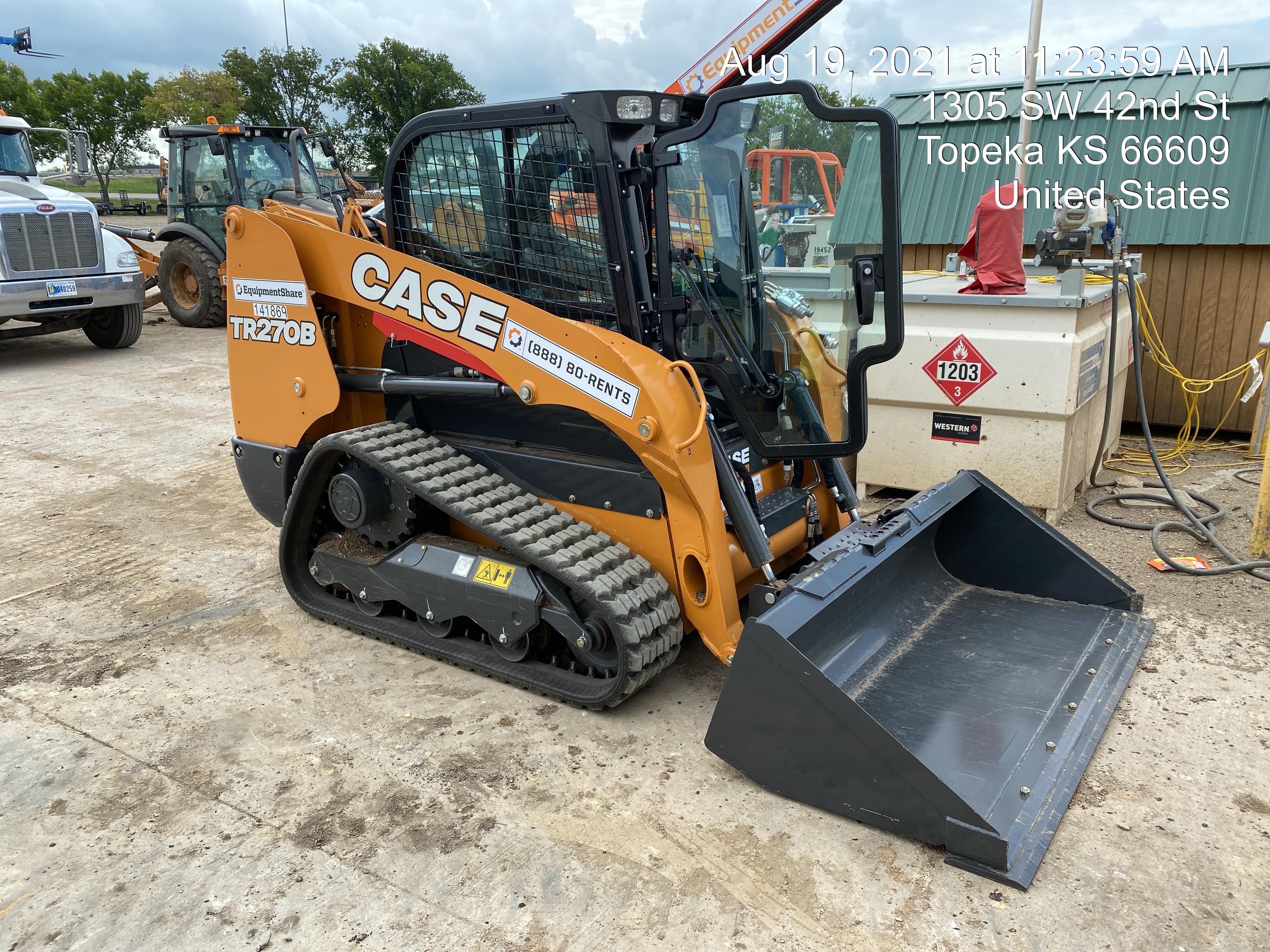 2021 CASE TR270B