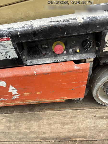 2022 JLG ES1932
