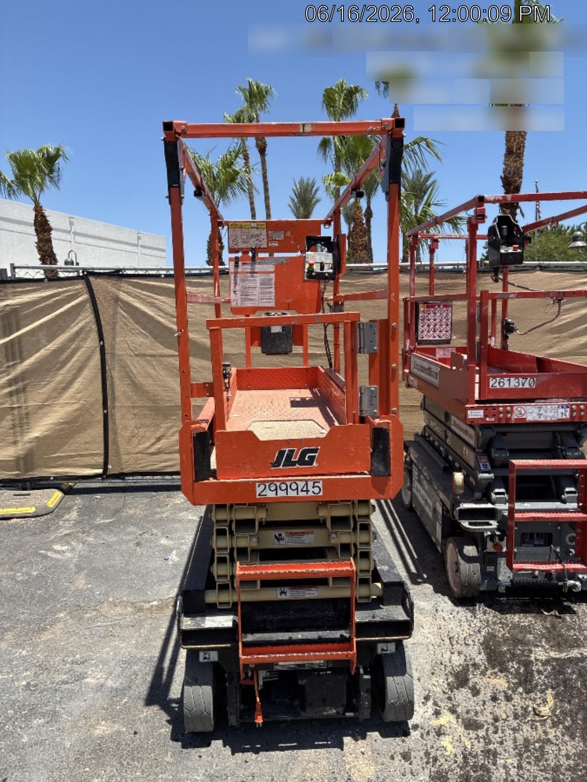 2023 JLG ES1932