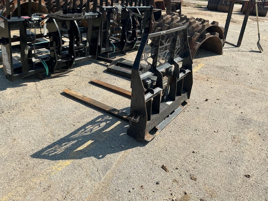 2020 PALADIN 48" Pallet Forks - Paladin