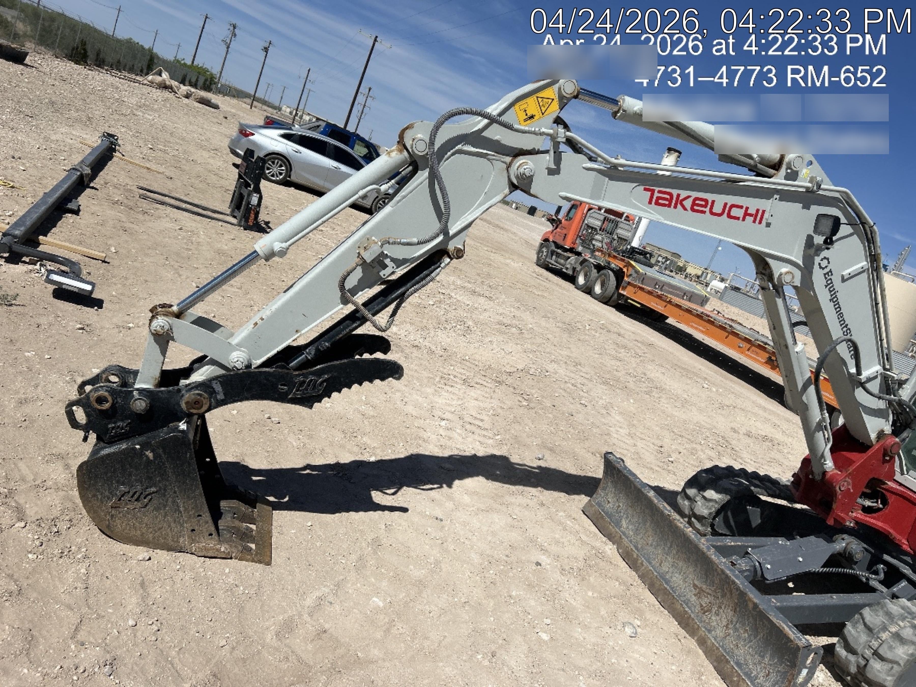 2025 TAKEUCHI TB235-2CR