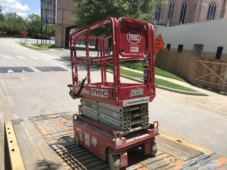 2019 MEC 1330SE Motion Alarm, Beacon, Includes MachineLink keypad and telematics device