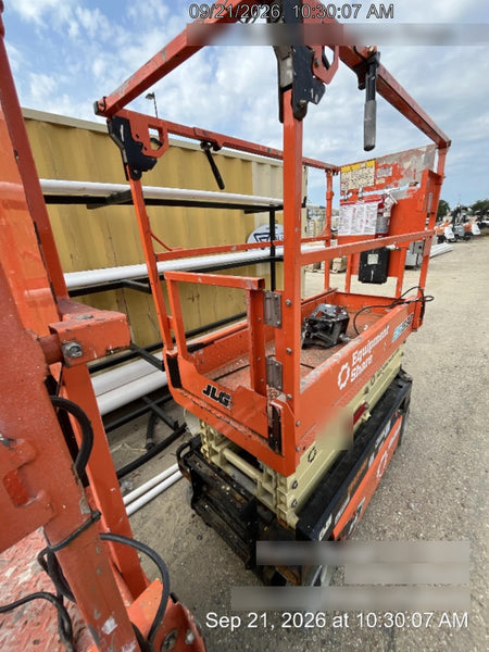 2024 JLG ES1932