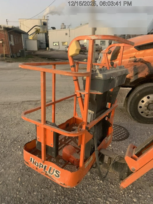 2019 JLG E400AJPN
