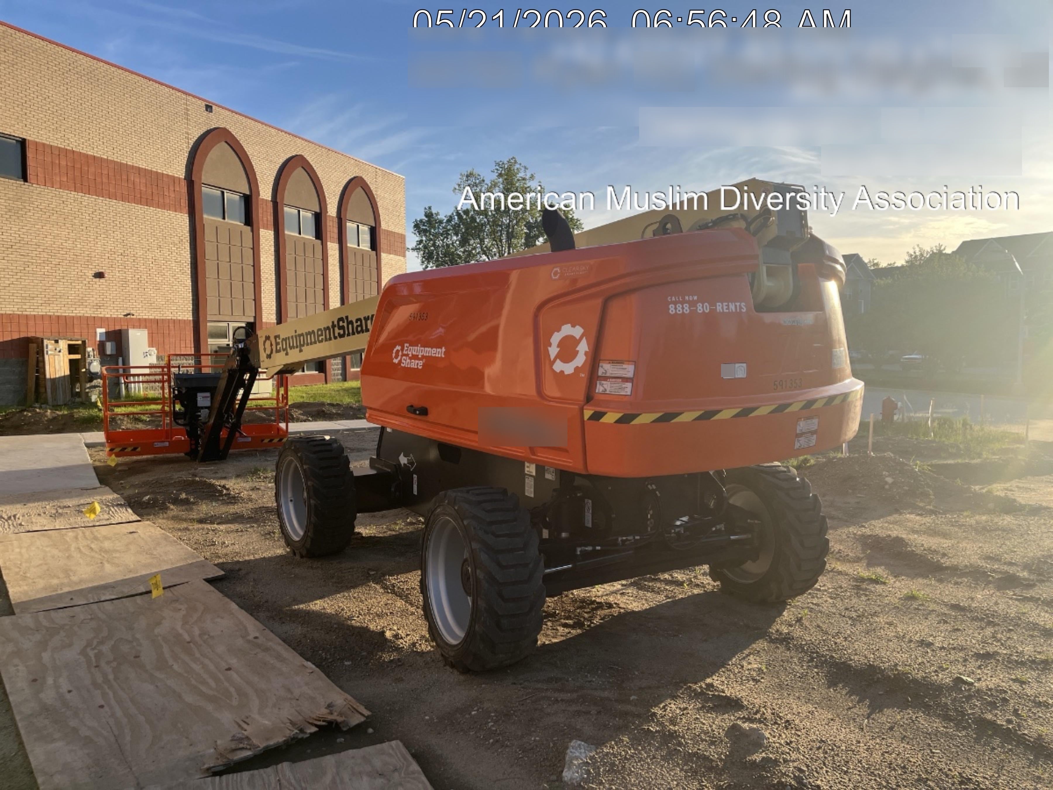 2025 JLG 660SJ