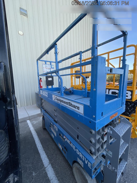 2023 GENIE GS-2632