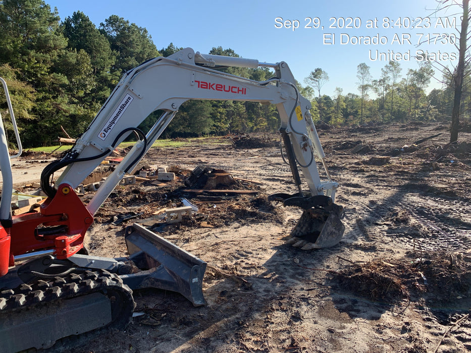 2020 Takeuchi TB235-2R Canopy, Rubber Tracks, Manual TAG QC