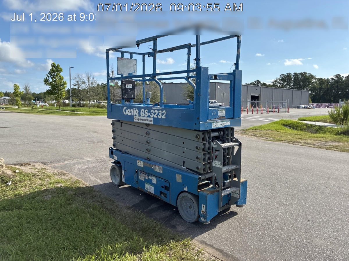 2018 Genie GS-3232 GS-3232 w/Folding rails, Half height swing gate