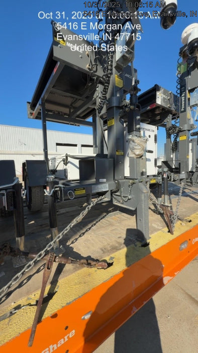 2025 NATIONAL SIGNAL Sunray Solar-Powered Mobile Integrator Tower