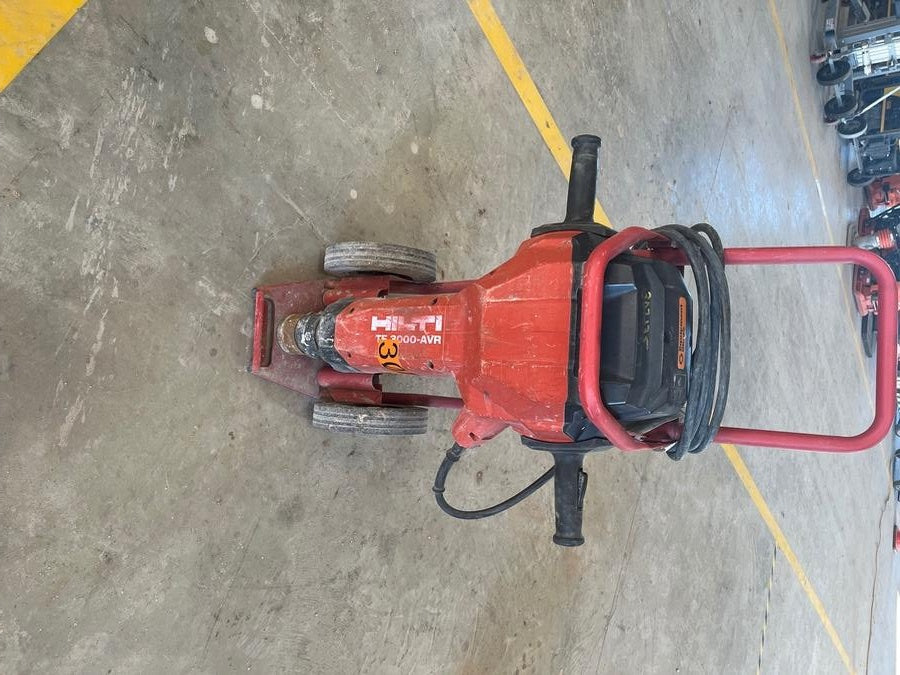 2023 HILTI TE 3000-AVR