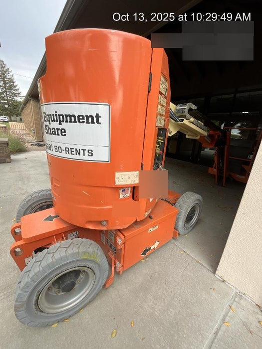 2019 JLG E300AJP
