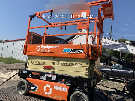 2024 JLG ES1932
