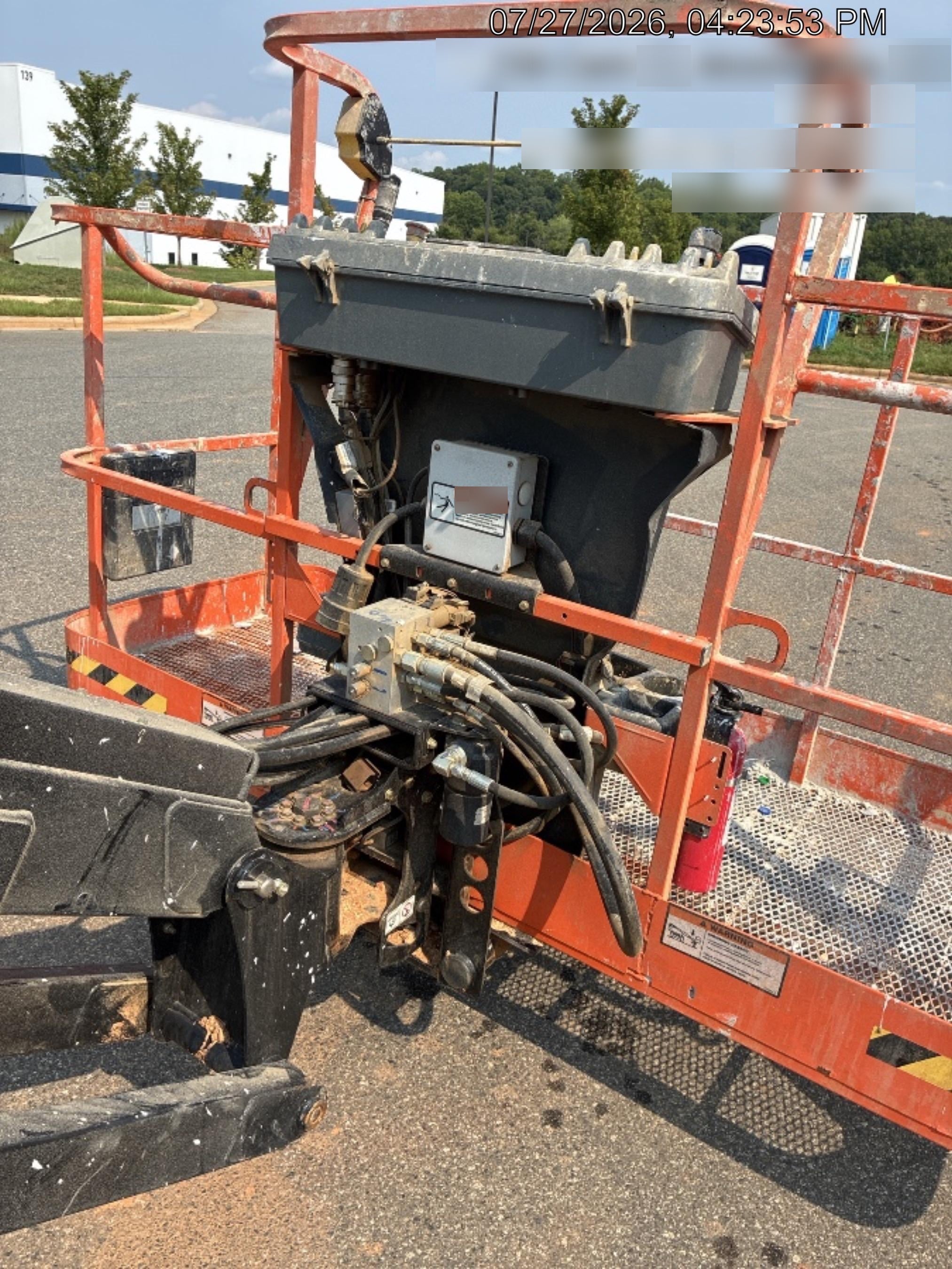 2025 JLG 660SJ