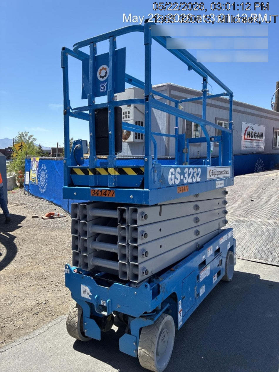 2023 GENIE GS-3232