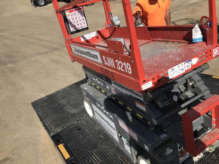 2019 Skyjack SJIII-3219 Standard Options, Trojan Batteries