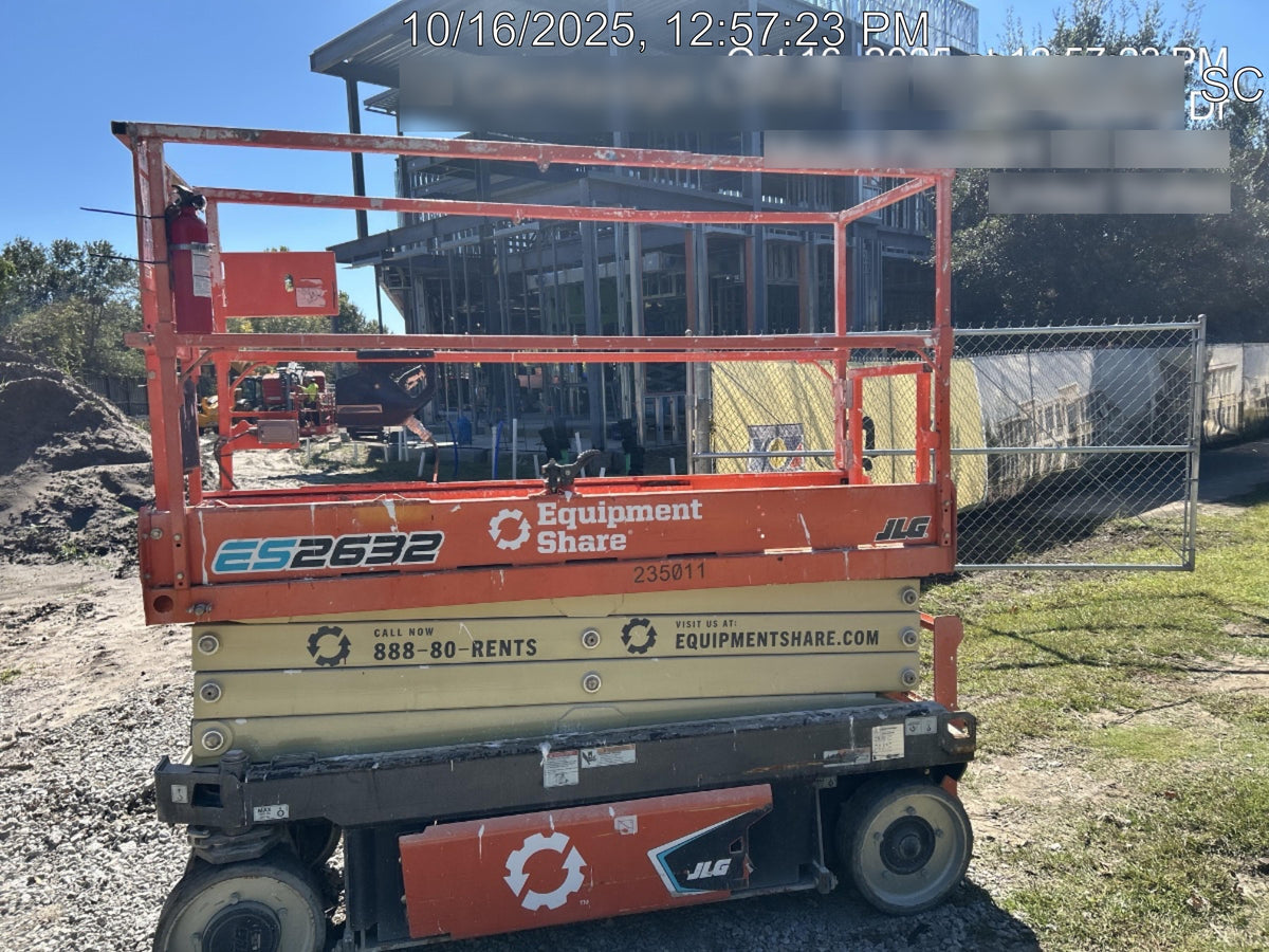 2022 JLG ES2632