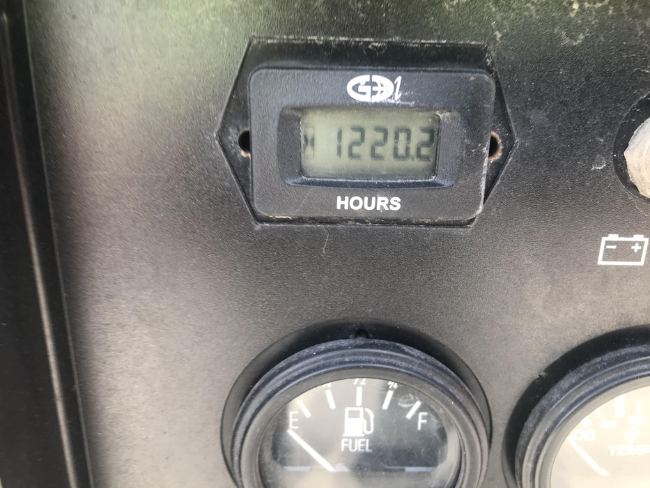 2019 Lincoln Electric Vantage 322 Welder Ready-Pak 3, Two wheel trailer, Fender and Light kit, Cable Rack