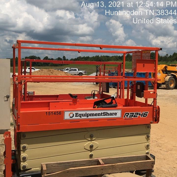 2021 JLG R3246