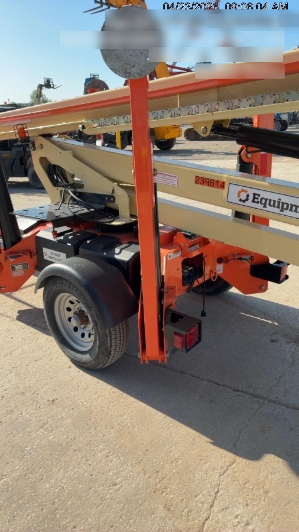 2022 JLG T350