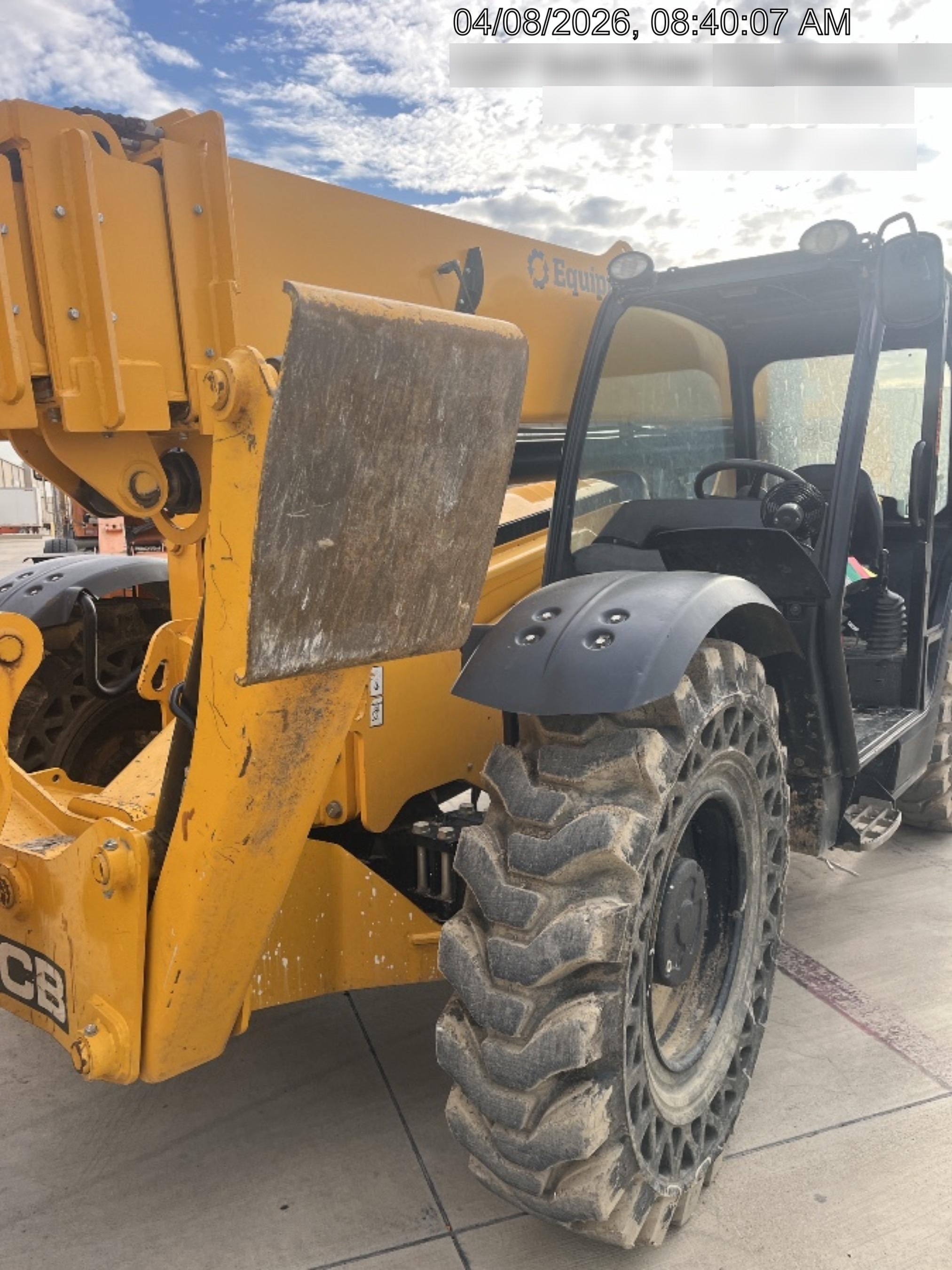2023 JCB 510-56
