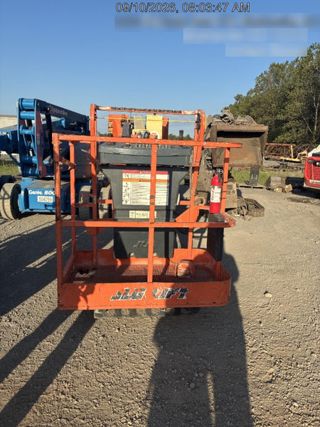 2019 JLG E300AJP