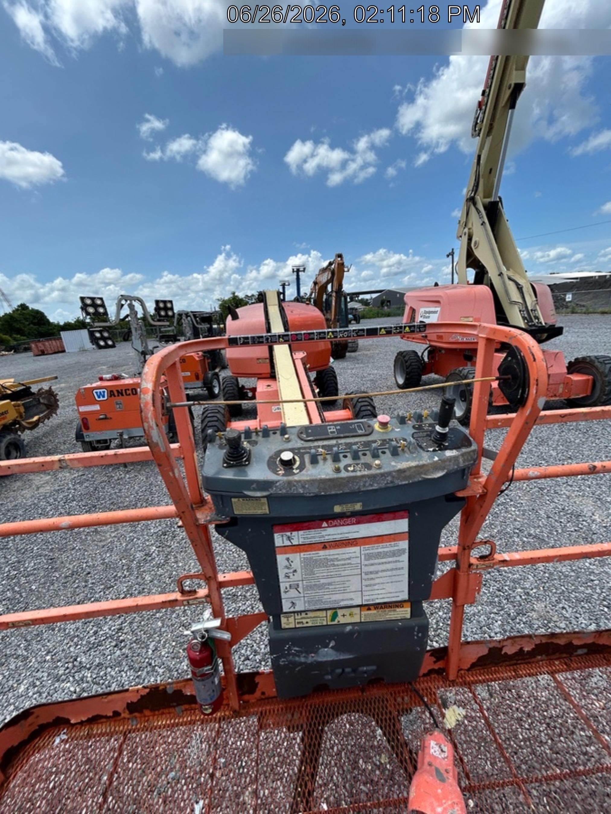 2019 JLG 400S