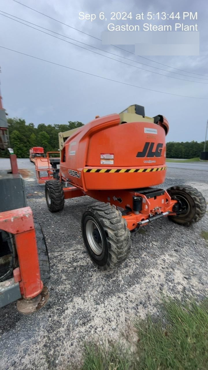 2022 JLG 450AJ