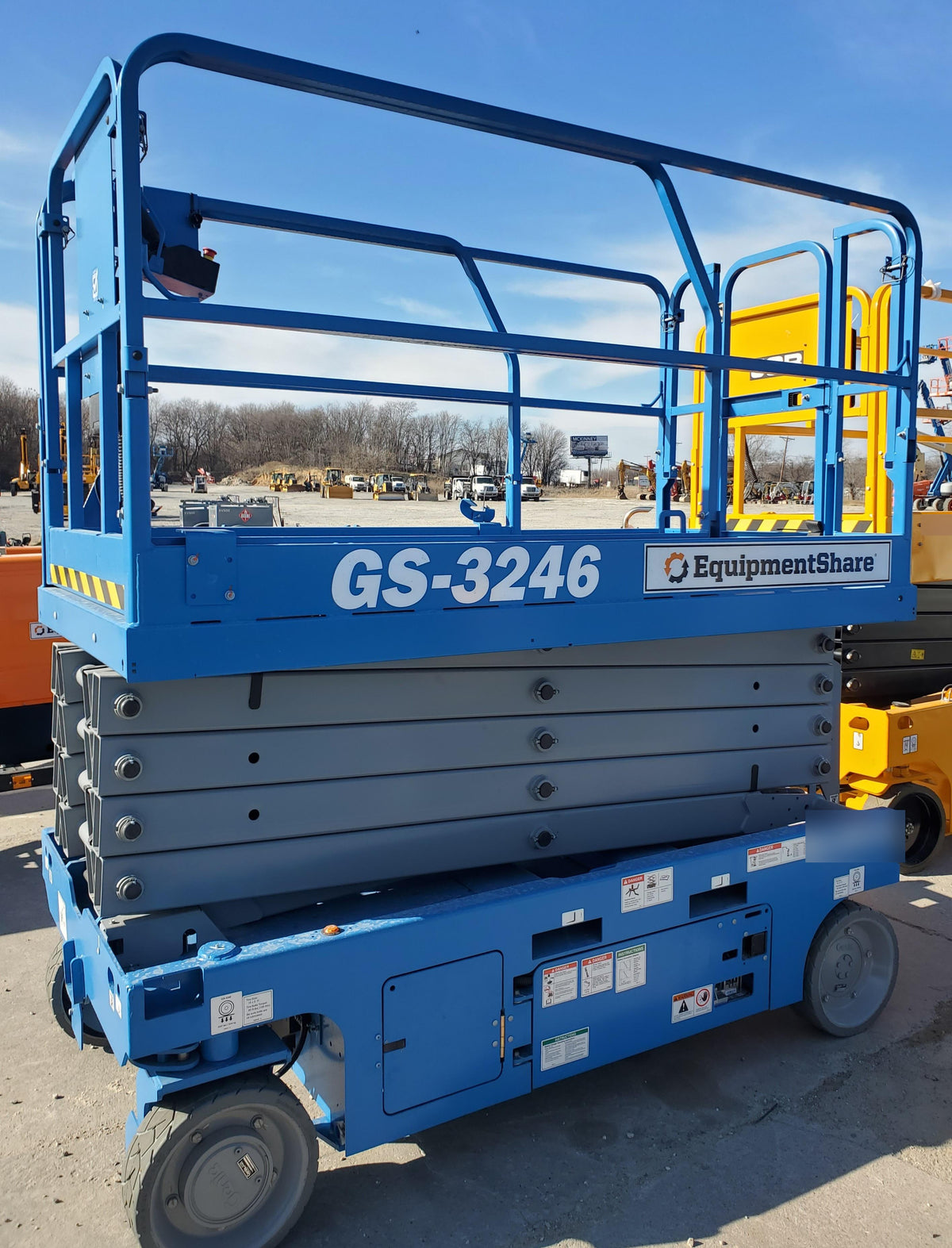 2022 GENIE GS-3246