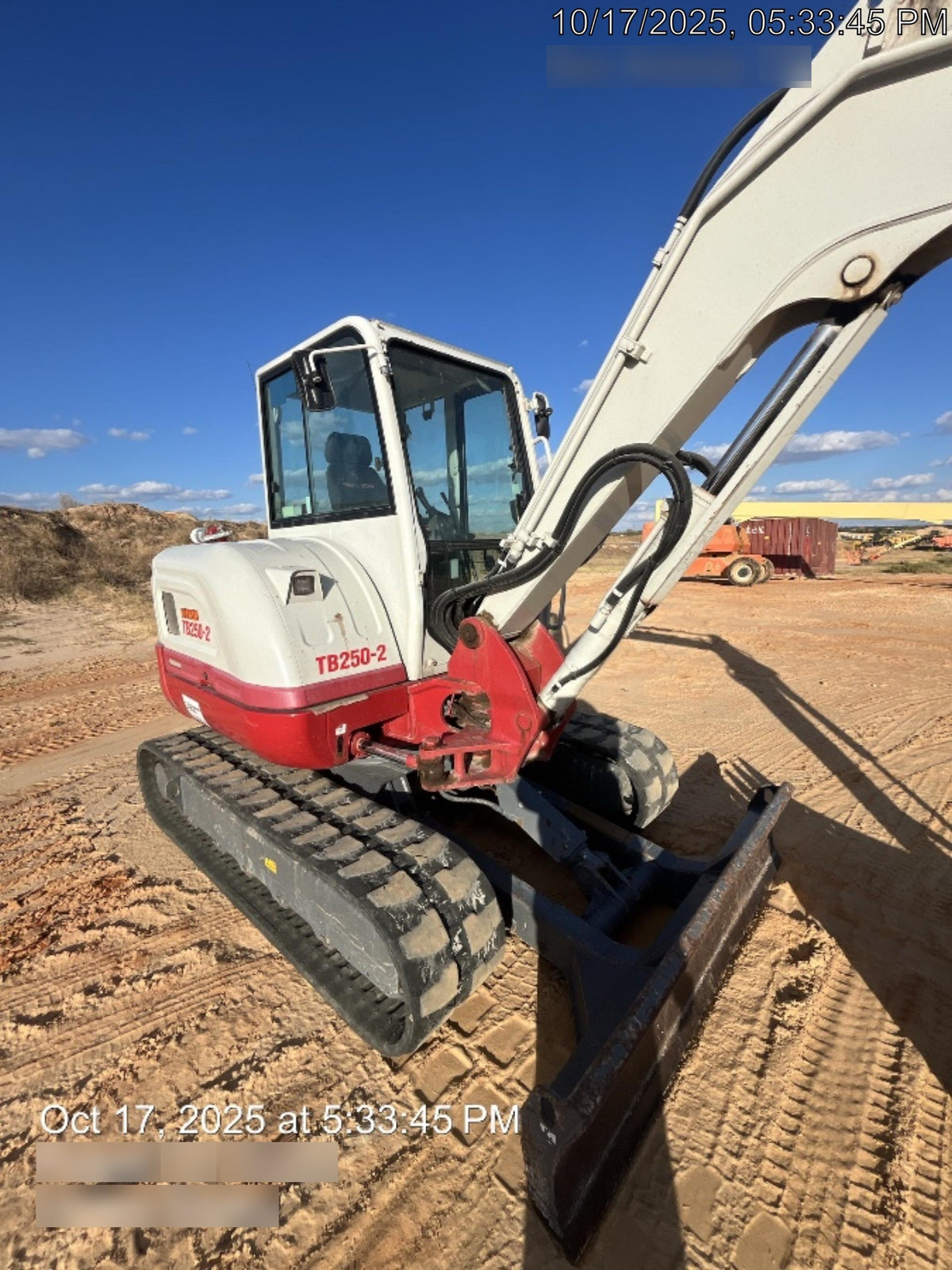 2023 TAKEUCHI TB250-2CR