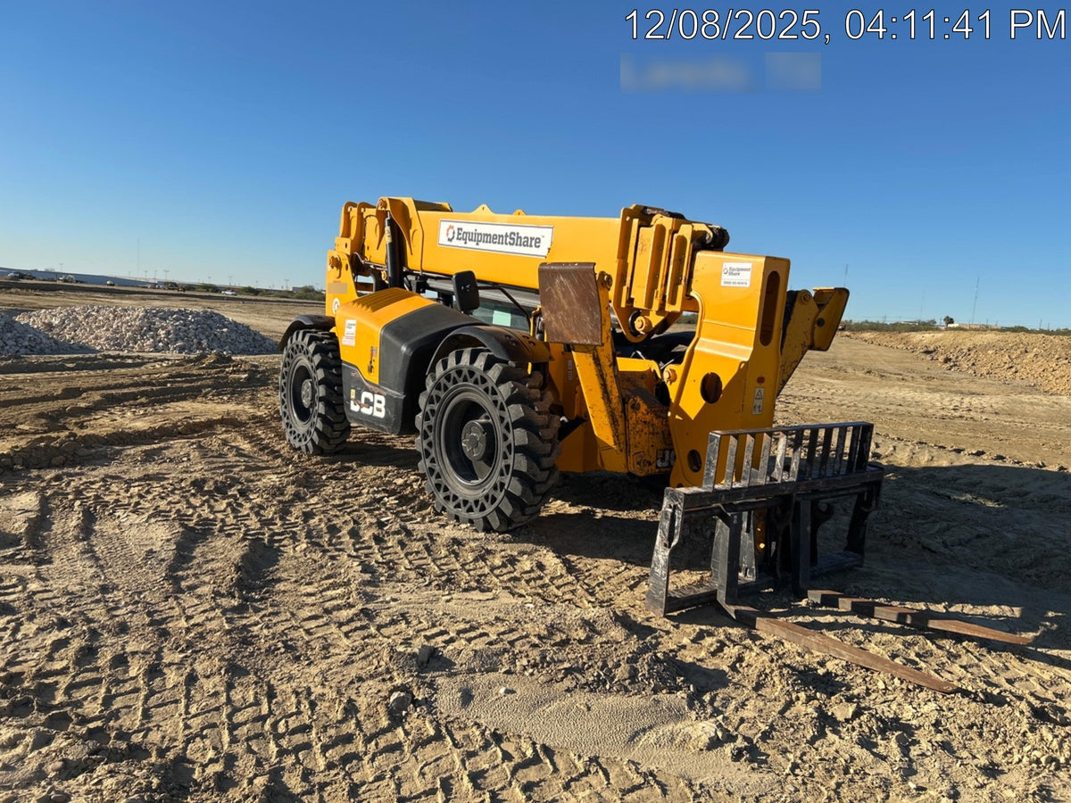 2023 JCB 512-56