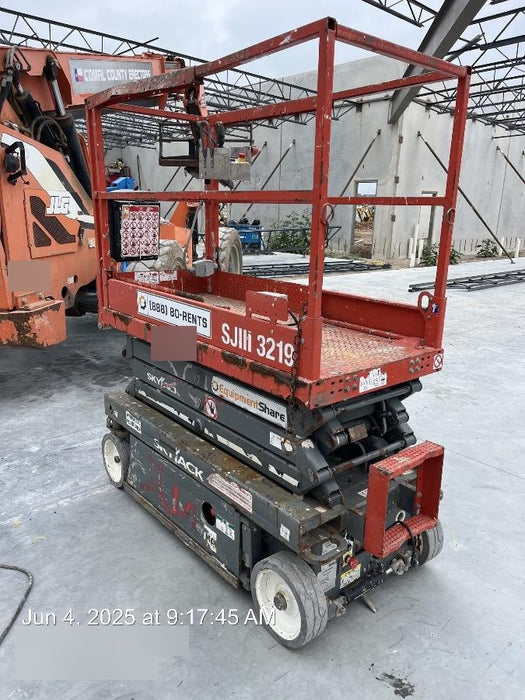 2018 SKYJACK SJIII-3219