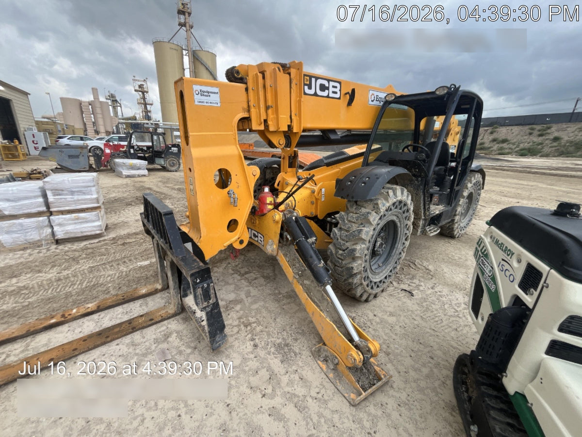2023 JCB 510-56