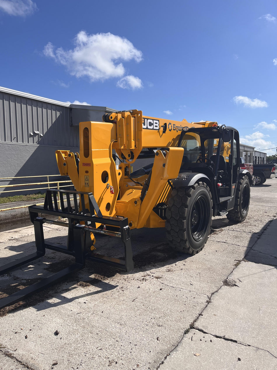 2026 JCB 510-56