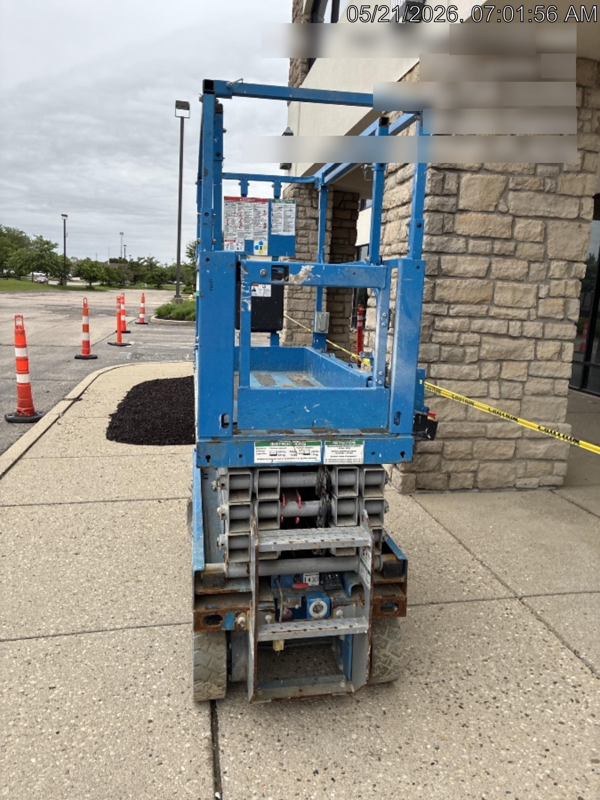 2020 Genie GS-1930 Solid Non Marking Tires, Beacon, Folding rails with half height swing gate
