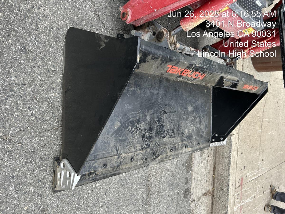 2025 TAKEUCHI 76" Smooth Bucket - Takeuchi