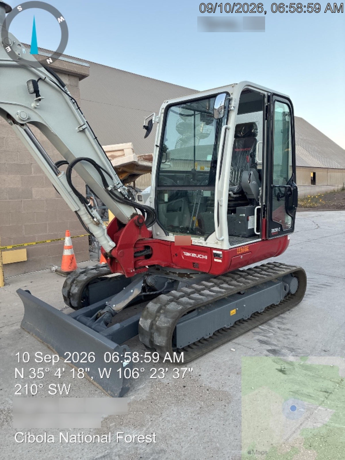 2024 TAKEUCHI TB250-2CR