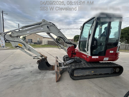 2023 TAKEUCHI TB250-2CR