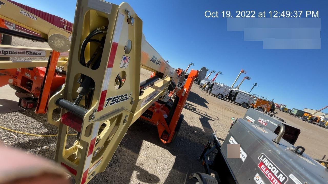 2022 JLG T500J