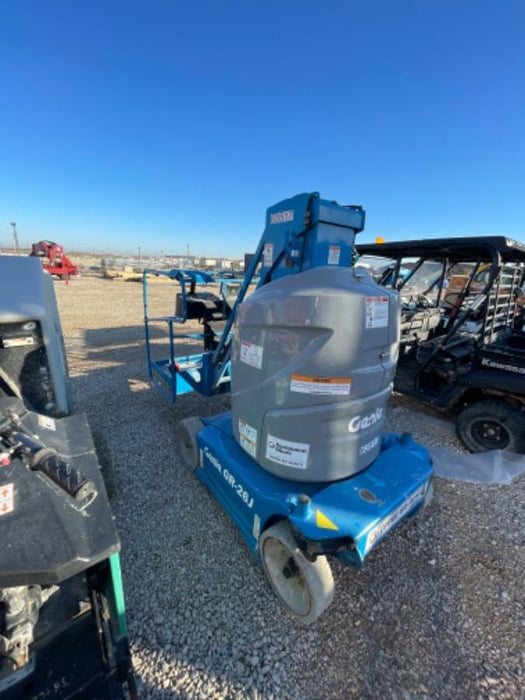 2020 GENIE GR-26J