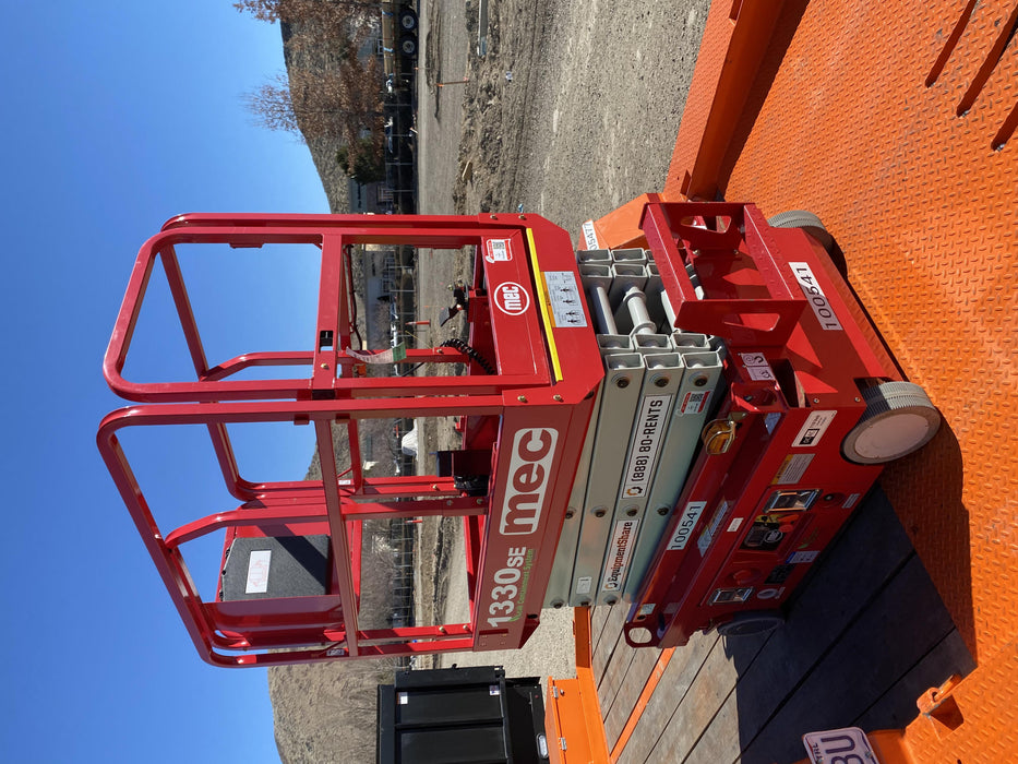 2020 MEC 1330SE Solid NM Tires, Steel Swing out Doors, LCS, Beacon, 900W Invertor